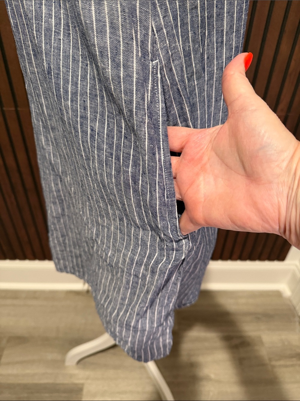 Quince Blue & White Striped Linen Blend Sleeveless Shift Dress with Pockets - Picture 4 of 5